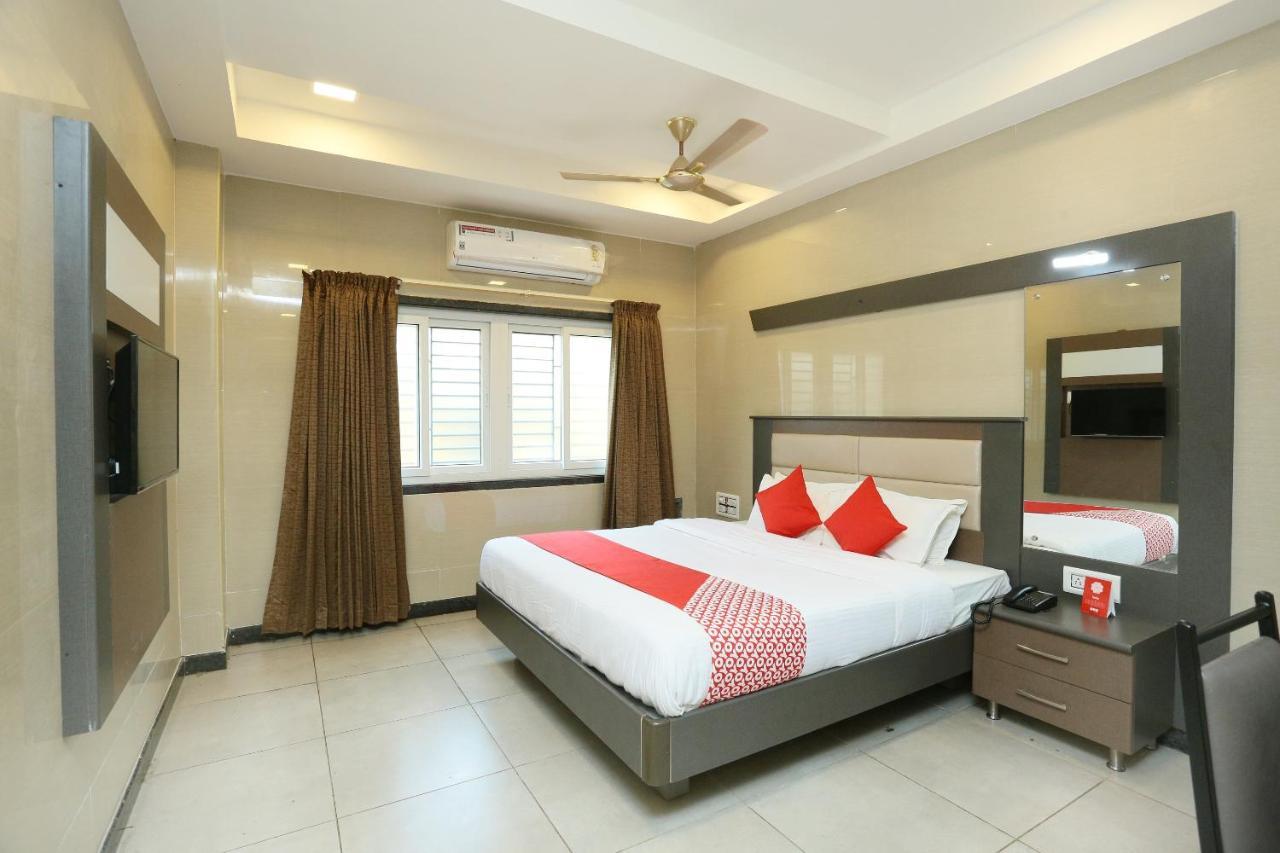 Oyo 18808 Hotel Rsn International Rāmeswaram Esterno foto