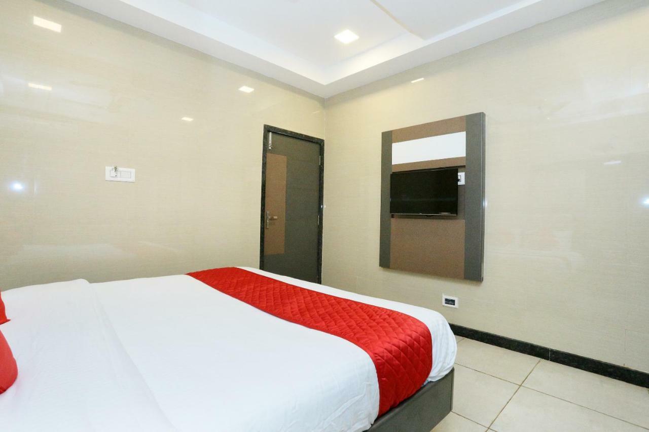 Oyo 18808 Hotel Rsn International Rāmeswaram Esterno foto