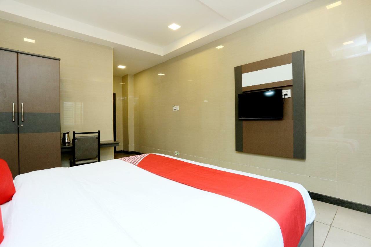 Oyo 18808 Hotel Rsn International Rāmeswaram Esterno foto