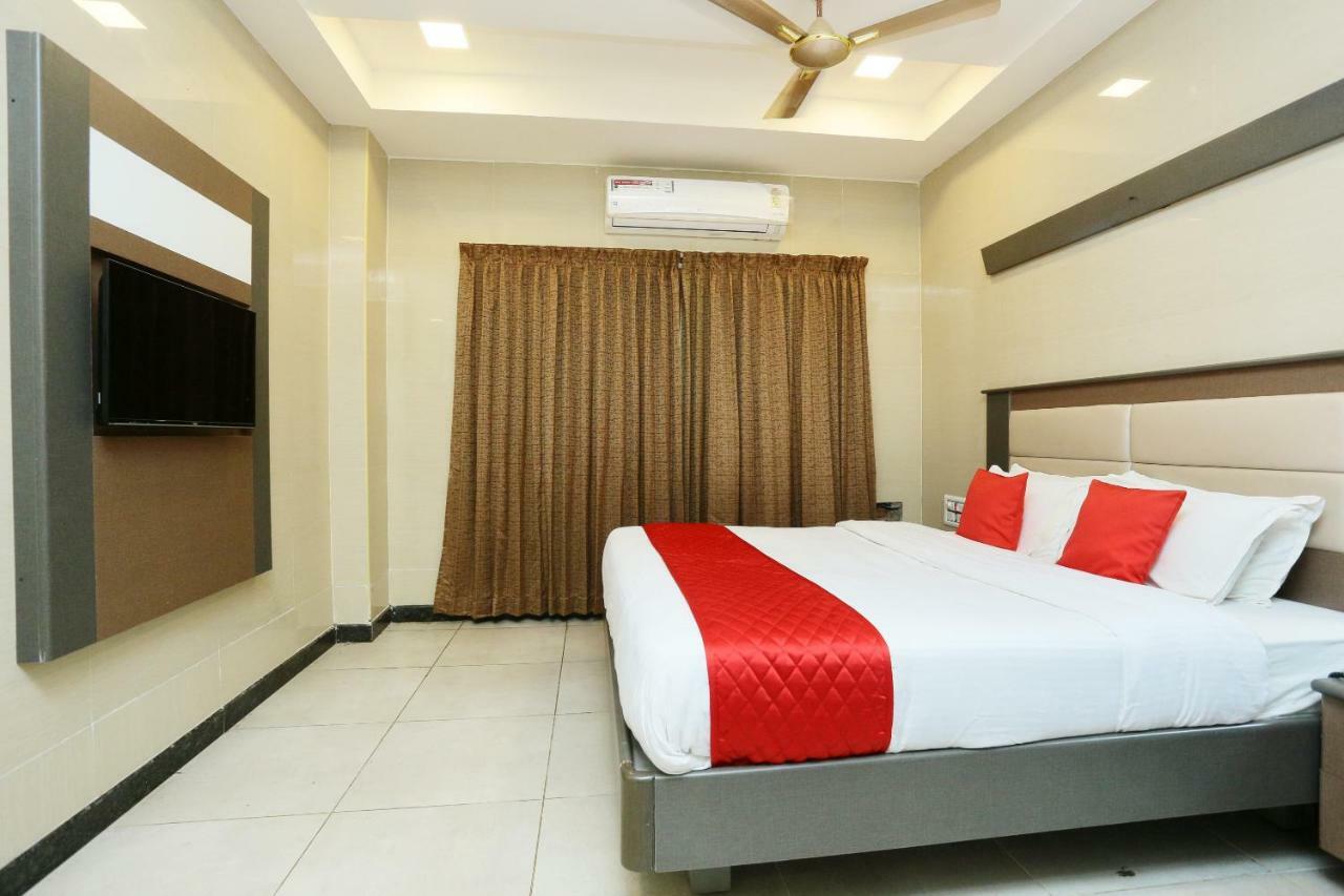 Oyo 18808 Hotel Rsn International Rāmeswaram Esterno foto